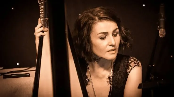 Alina Bzhezhinska & Hipharpcollective - Solista - Bélgica