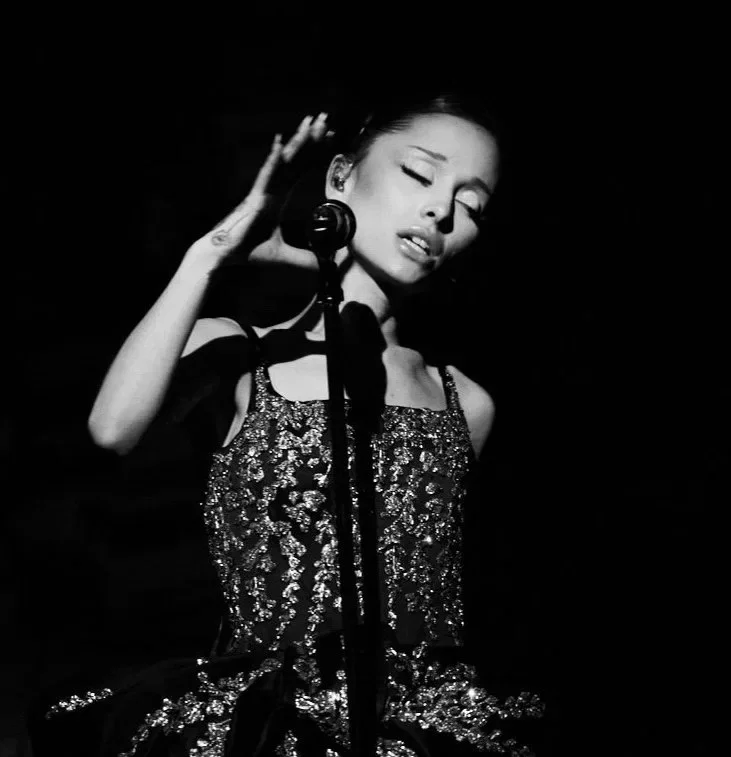 Ariana Grande - Solista - Estados Unidos - POP
