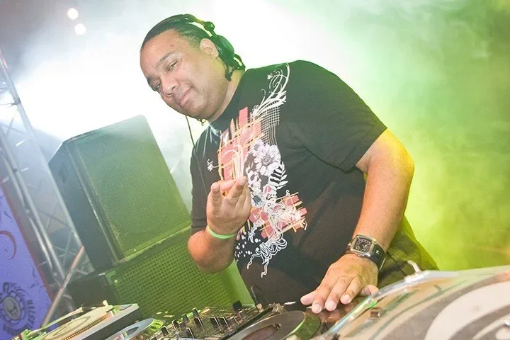 Bass-D - Solista - Estados Unidos