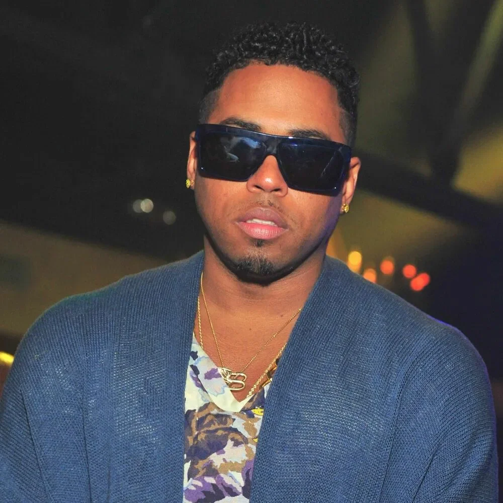 Bobby V.