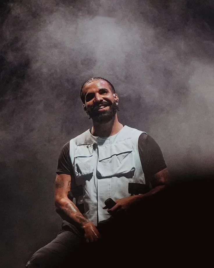 Drake - Solista - Canadá