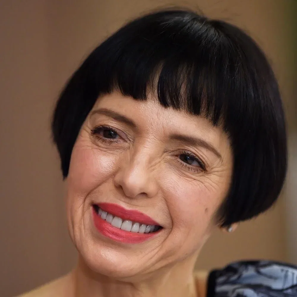 Helen Schneider