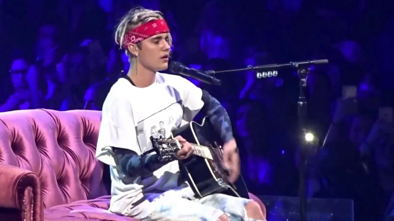 Justin Bieber - Solista - Canadá - POP