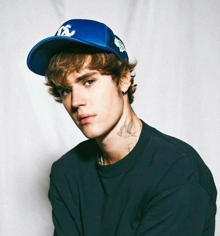 Justin Bieber - Solista - Canadá - POP