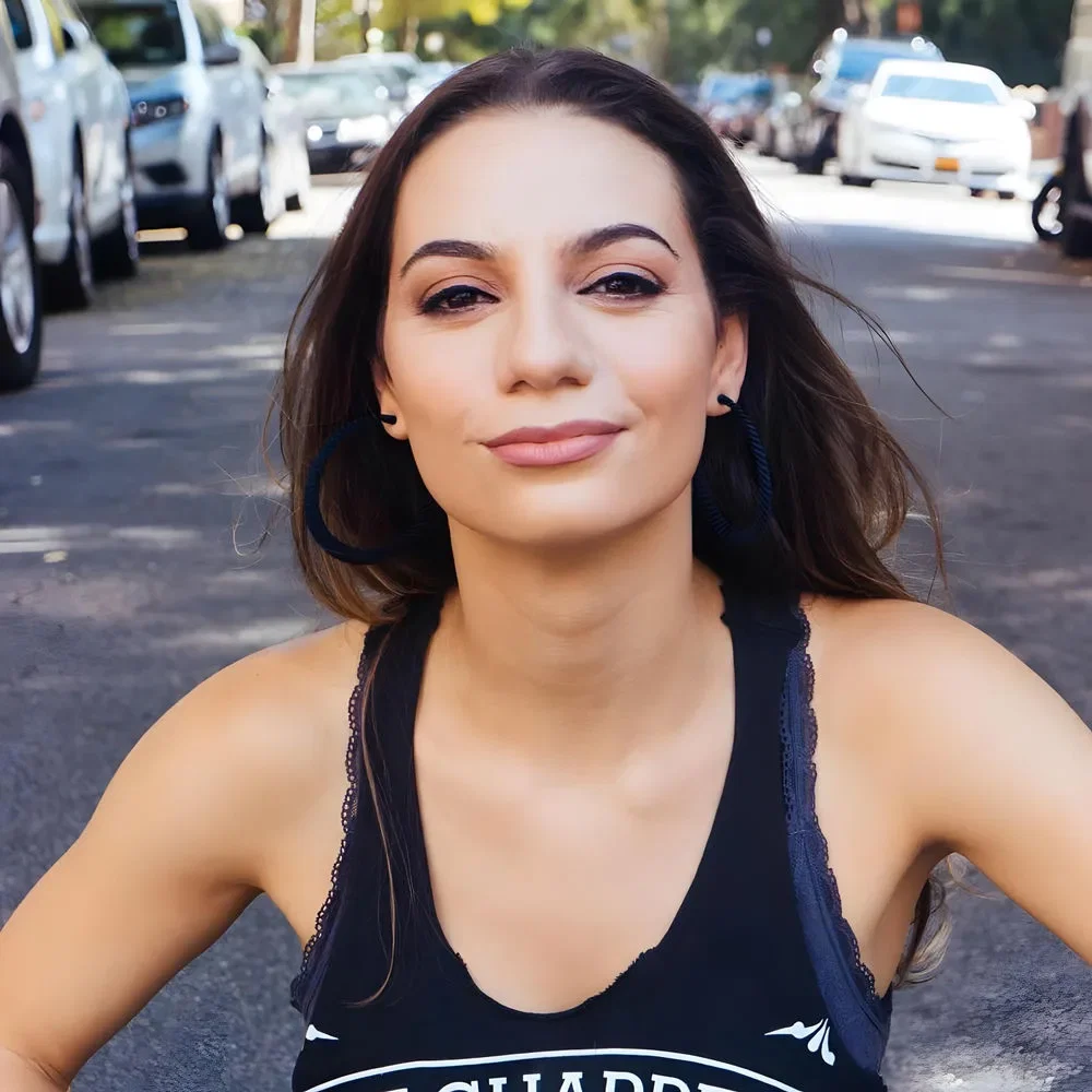 Liz Miele