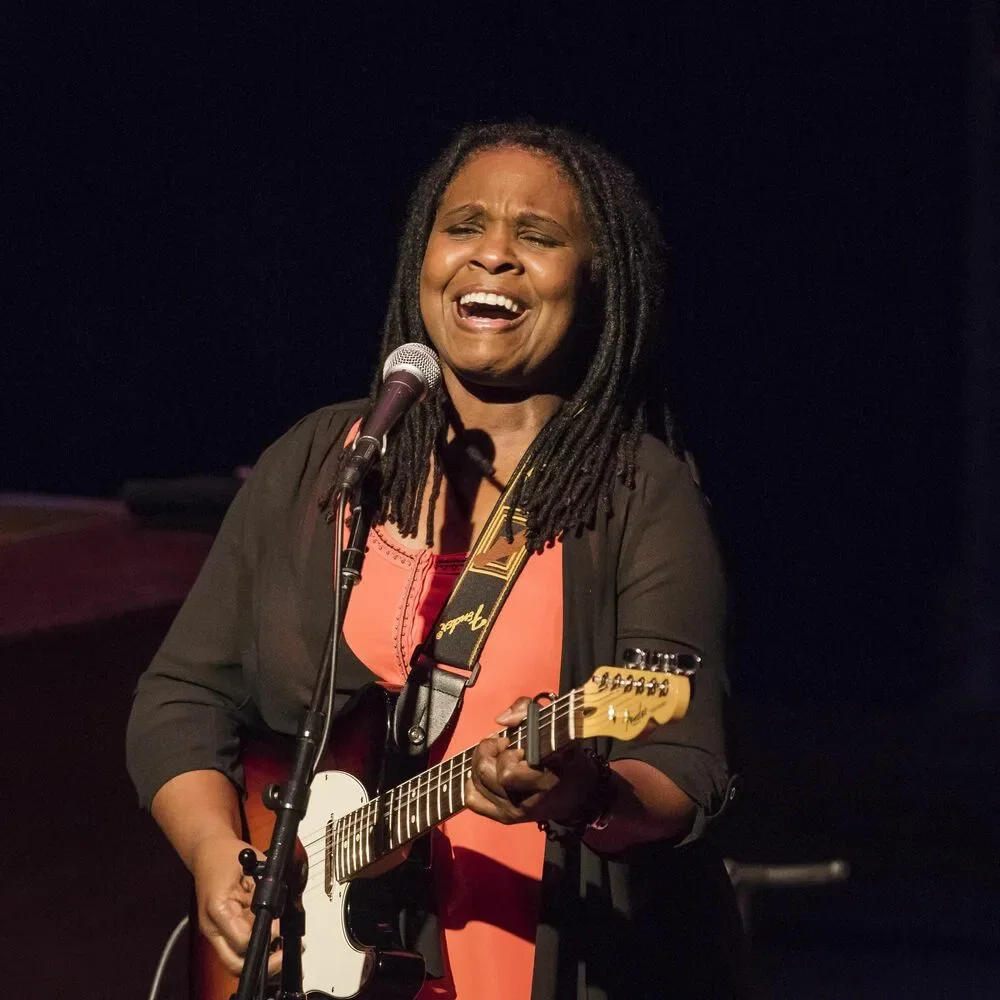 Ruthie Foster